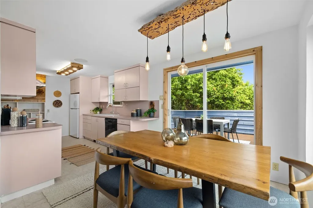 4158 39th Avenue S Seattle WA 98118