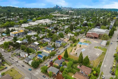 4158 39th Avenue S Seattle WA 98118