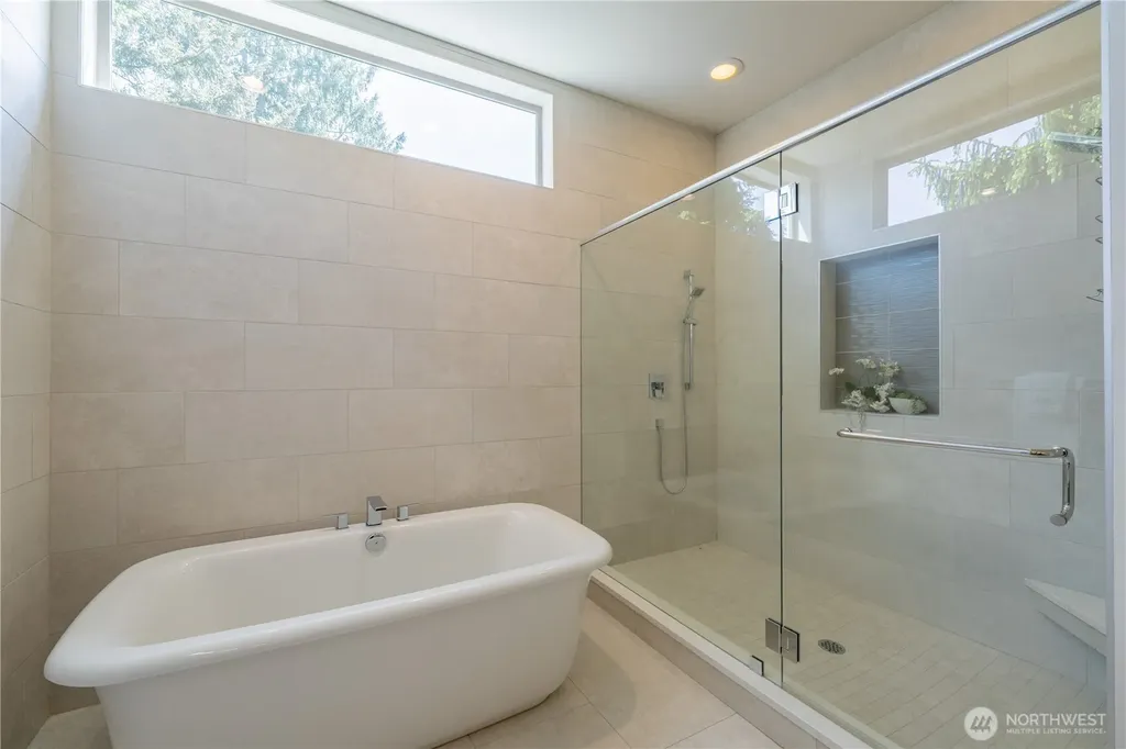 3034 NE 89th Street Seattle WA 98115