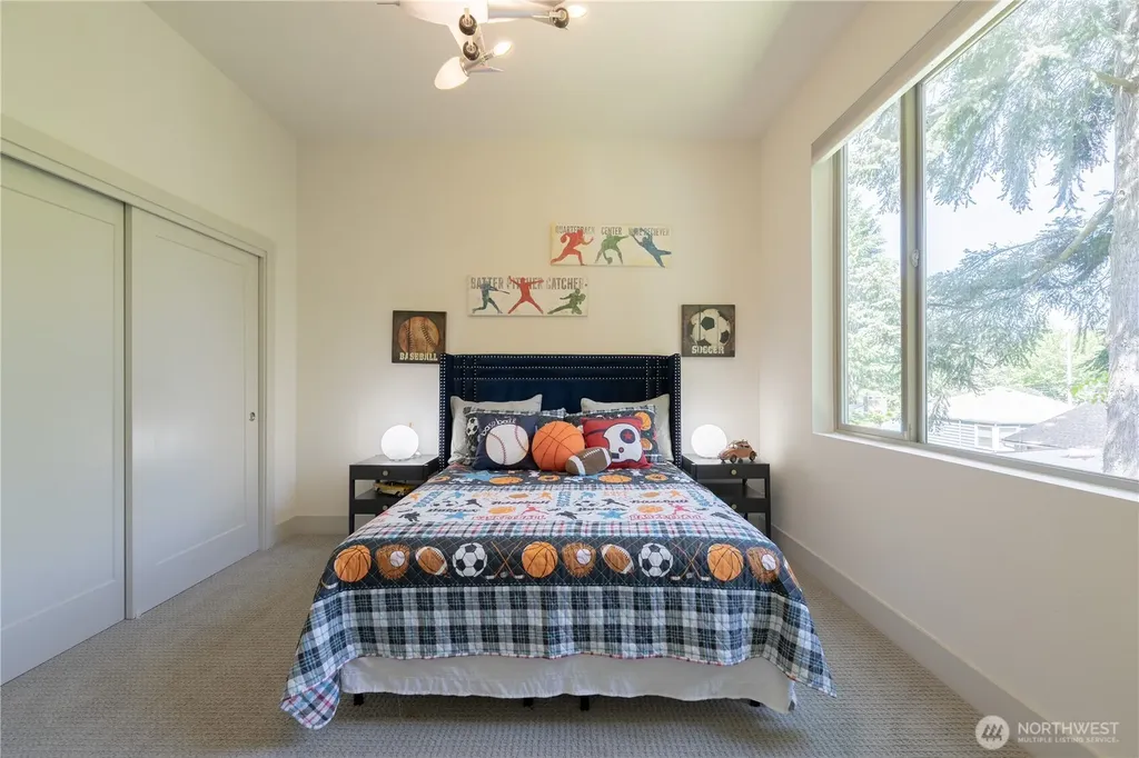 3034 NE 89th Street Seattle WA 98115