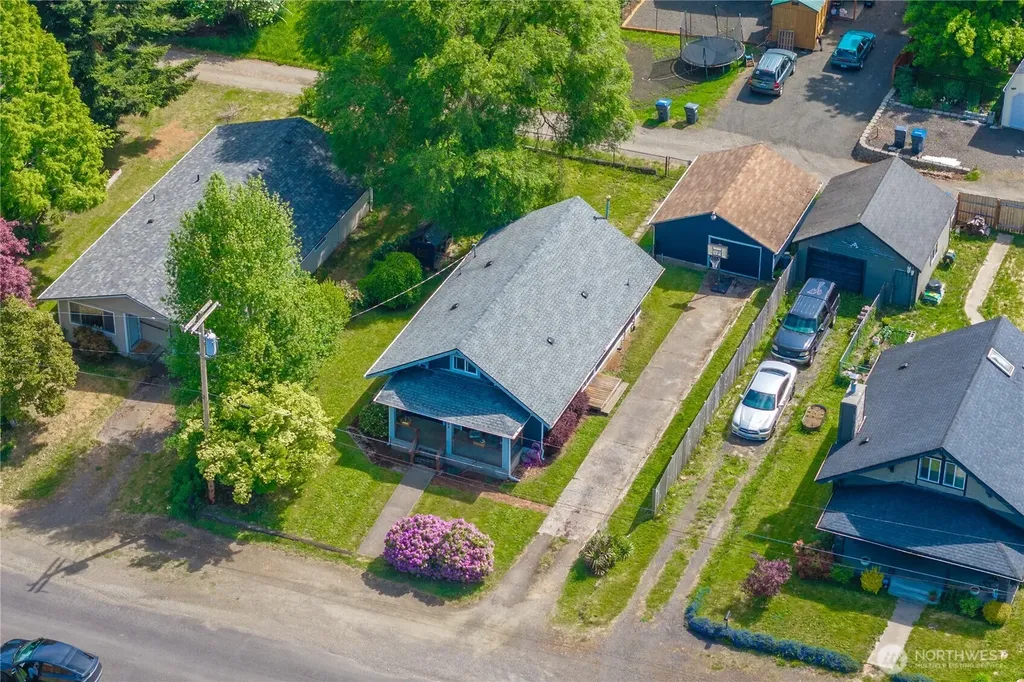 408 S 4th Street Mccleary WA 98557