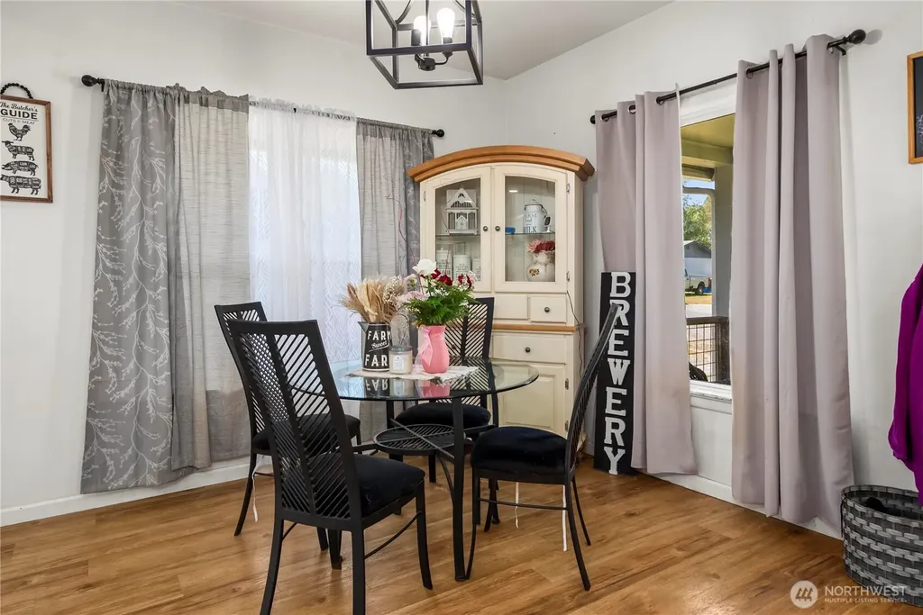408 S 4th Street Mccleary WA 98557