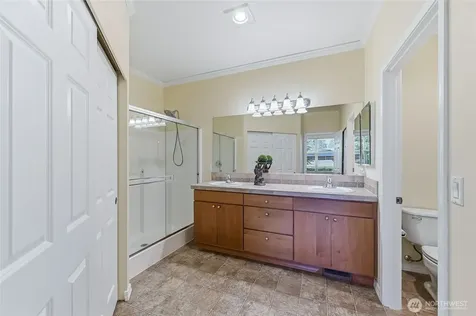 24563 NE Vine Maple Way Redmond WA 98053