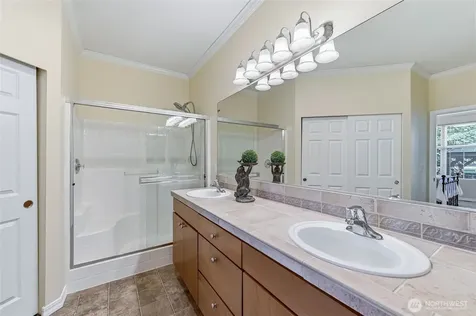 24563 NE Vine Maple Way Redmond WA 98053
