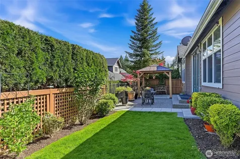 24563 NE Vine Maple Way Redmond WA 98053