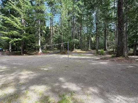 300 N Mount Jupiter Hoodsport WA 98548