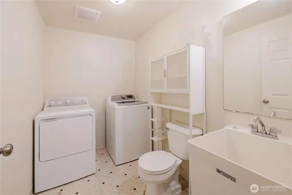 7201 9th Court SE Lacey WA 98503