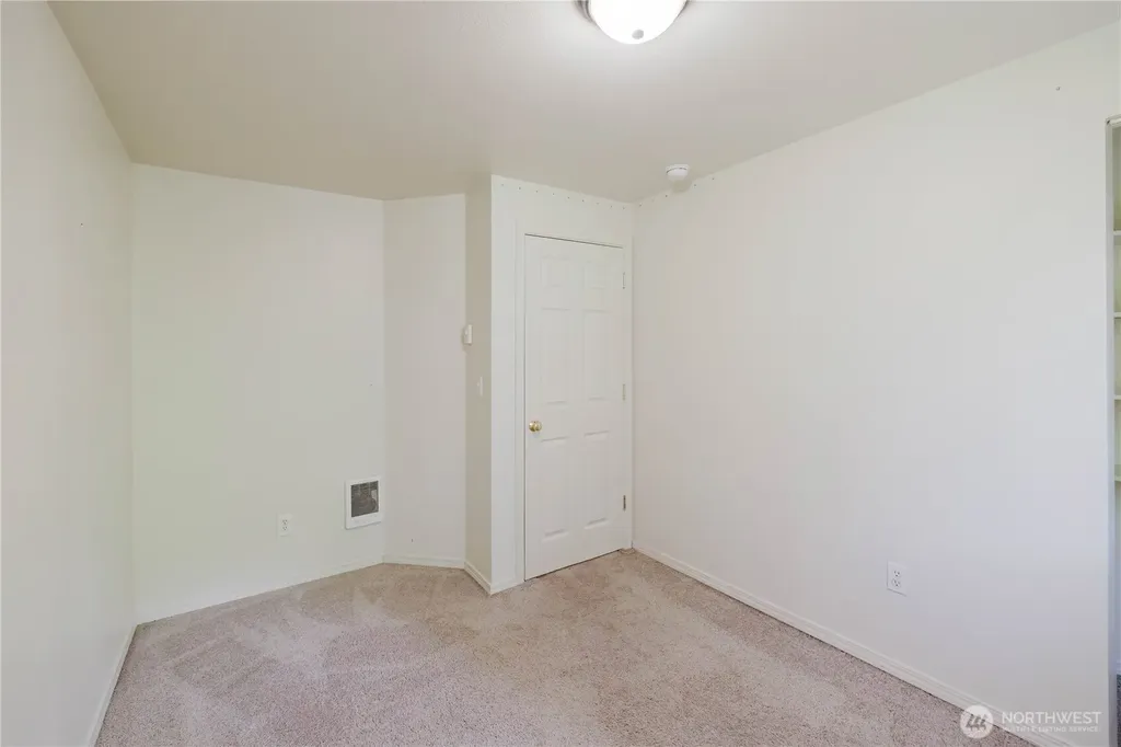 7201 9th Court SE Lacey WA 98503