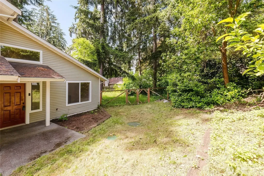 7201 9th Court SE Lacey WA 98503