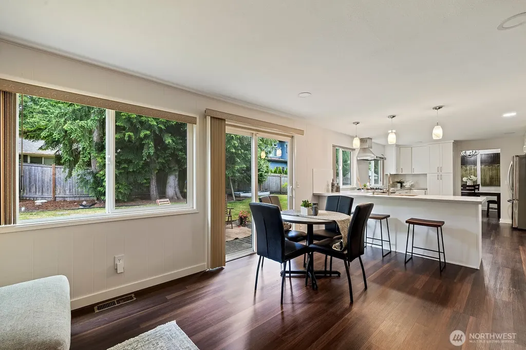 10710 126th Place NE Kirkland WA 98033