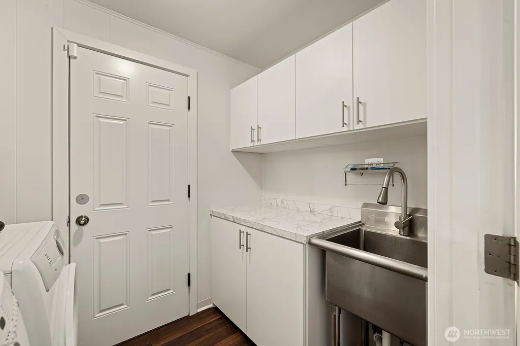 10710 126th Place NE Kirkland WA 98033