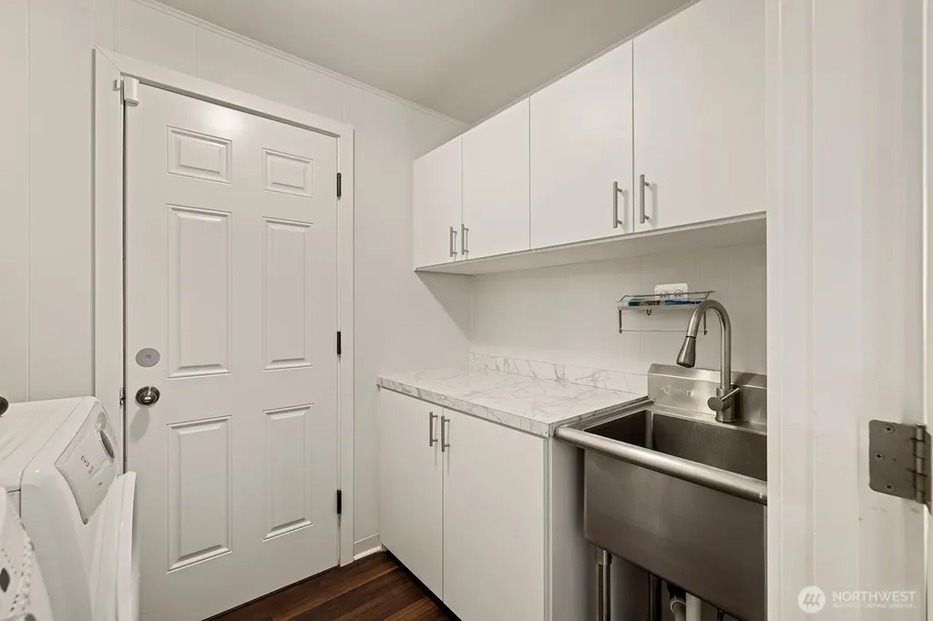 10710 126th Place NE Kirkland WA 98033