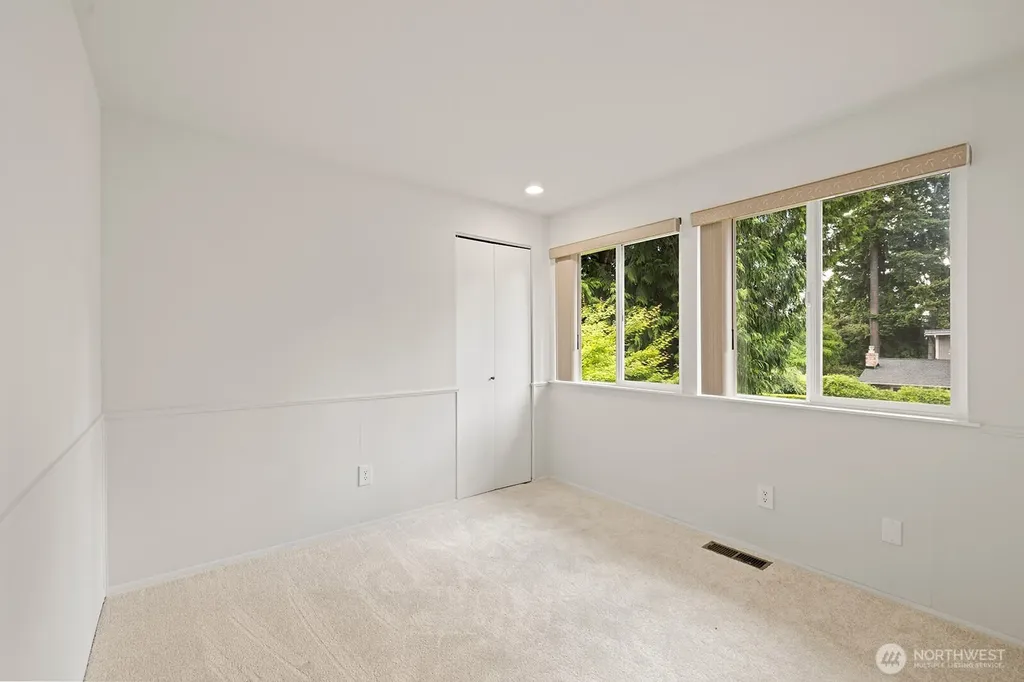 10710 126th Place NE Kirkland WA 98033