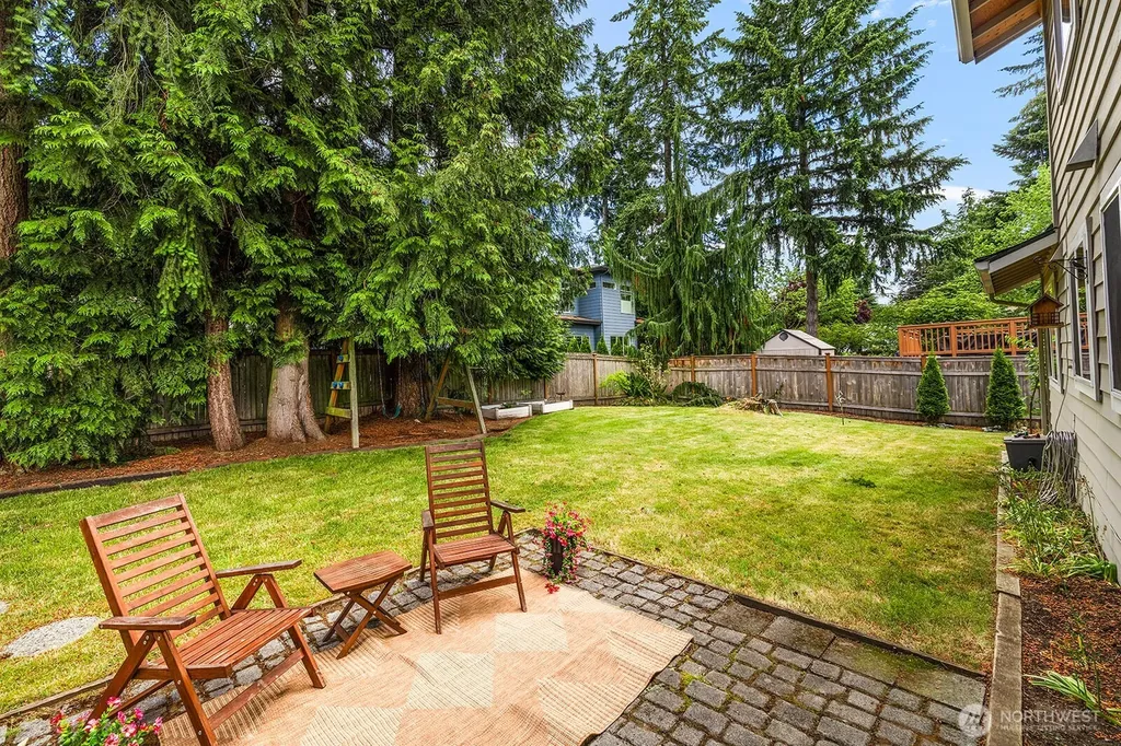 10710 126th Place NE Kirkland WA 98033