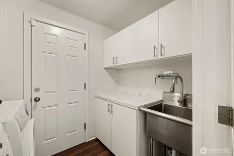 10710 126th Place NE Kirkland WA 98033