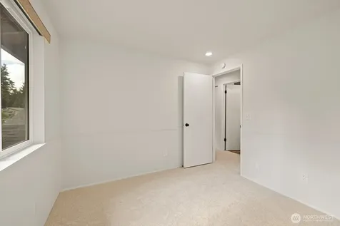 10710 126th Place NE Kirkland WA 98033