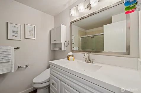 10710 126th Place NE Kirkland WA 98033
