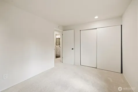 10710 126th Place NE Kirkland WA 98033