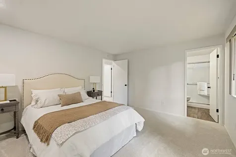 10710 126th Place NE Kirkland WA 98033