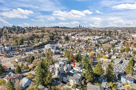 3552 S Dawson Street Seattle WA 98118
