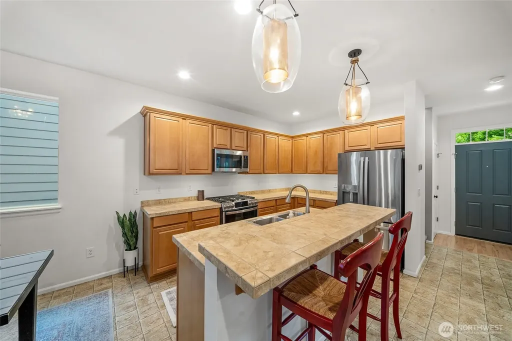 4417 5th Avenue NW Olympia WA 98502