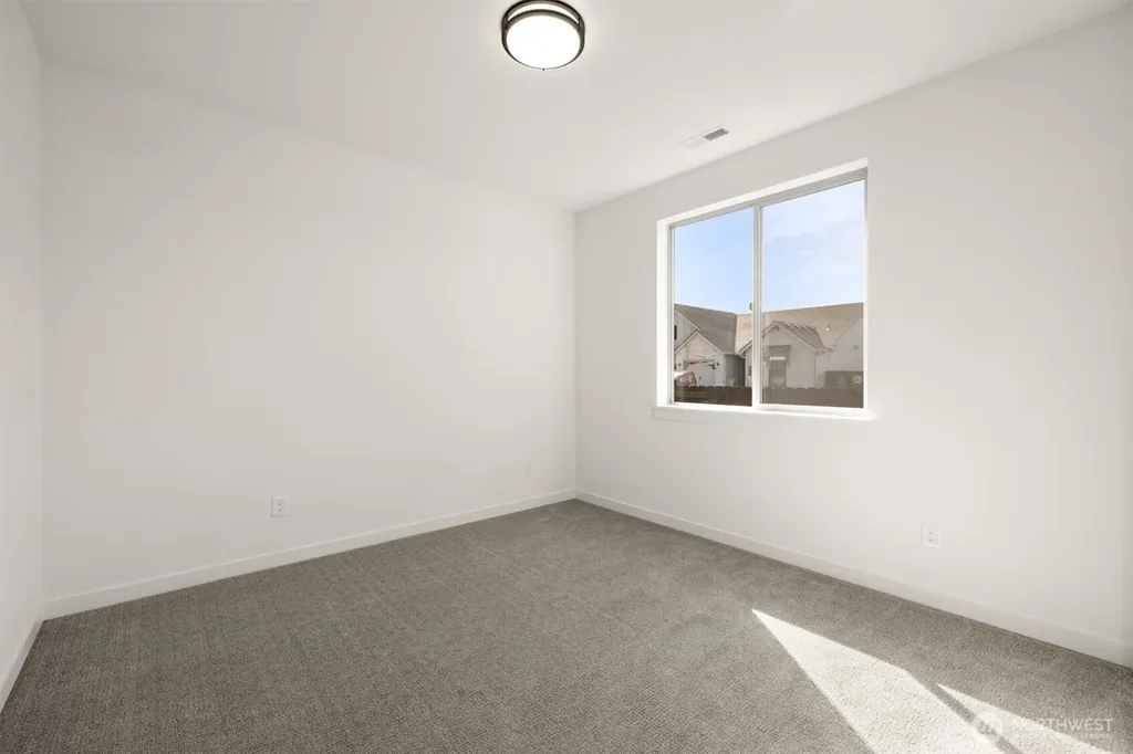 151 E Airedale Avenue La Center WA 98629