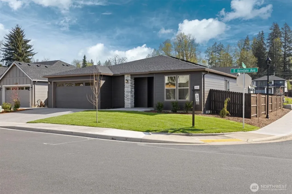 151 E Airedale Avenue La Center WA 98629