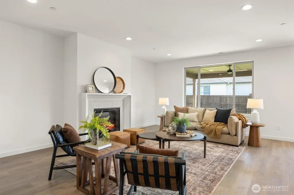 151 E Airedale Avenue La Center WA 98629