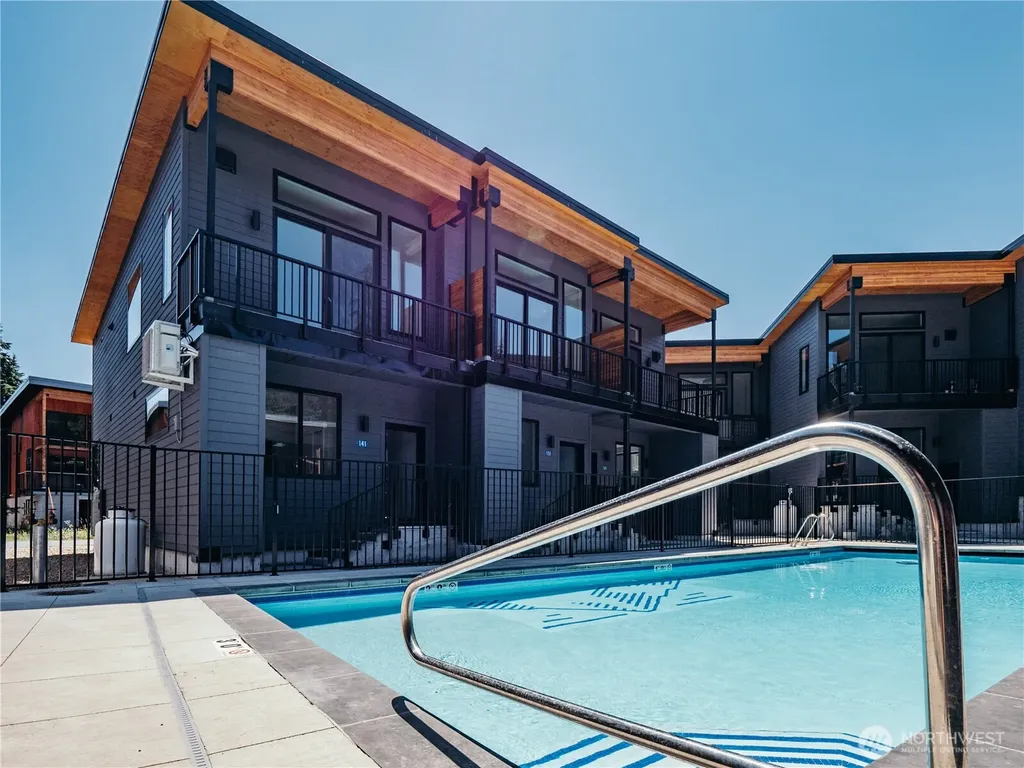 121 Pass Life Way Snoqualmie Pass WA 98068