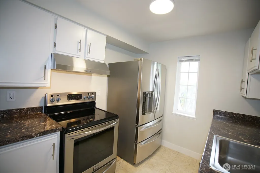 215 SW 100th Street Everett WA 98201