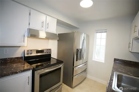 215 SW 100th Street Everett WA 98201