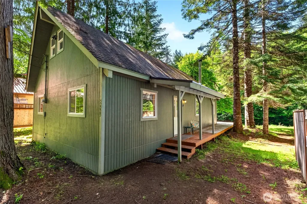 52225 SE 496th Place Greenwater WA 98022