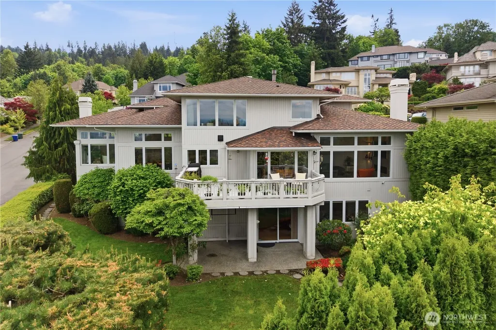 17288 SE 57th Place Bellevue WA 98006