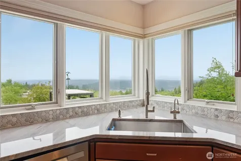17288 SE 57th Place Bellevue WA 98006