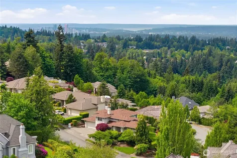 17288 SE 57th Place Bellevue WA 98006