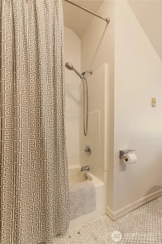 306 N G Tacoma WA 98403