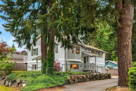 19811 Wallingford Avenue N Shoreline WA 98133