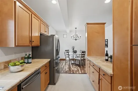 6604 198th Place SW Lynnwood WA 98036