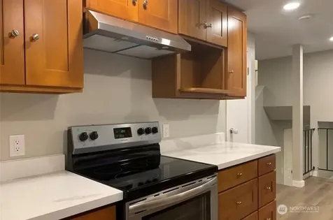 34242 36th Place SW Federal Way WA 98023