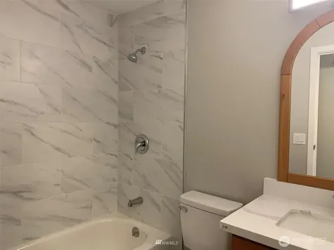 34242 36th Place SW Federal Way WA 98023