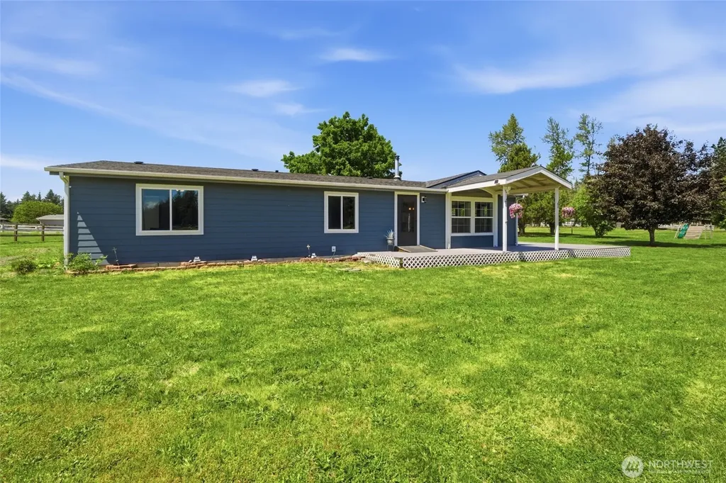 18327 152nd Court SE Yelm WA 98597