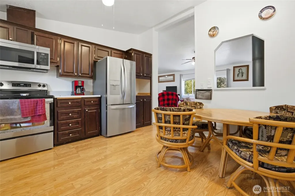 18327 152nd Court SE Yelm WA 98597