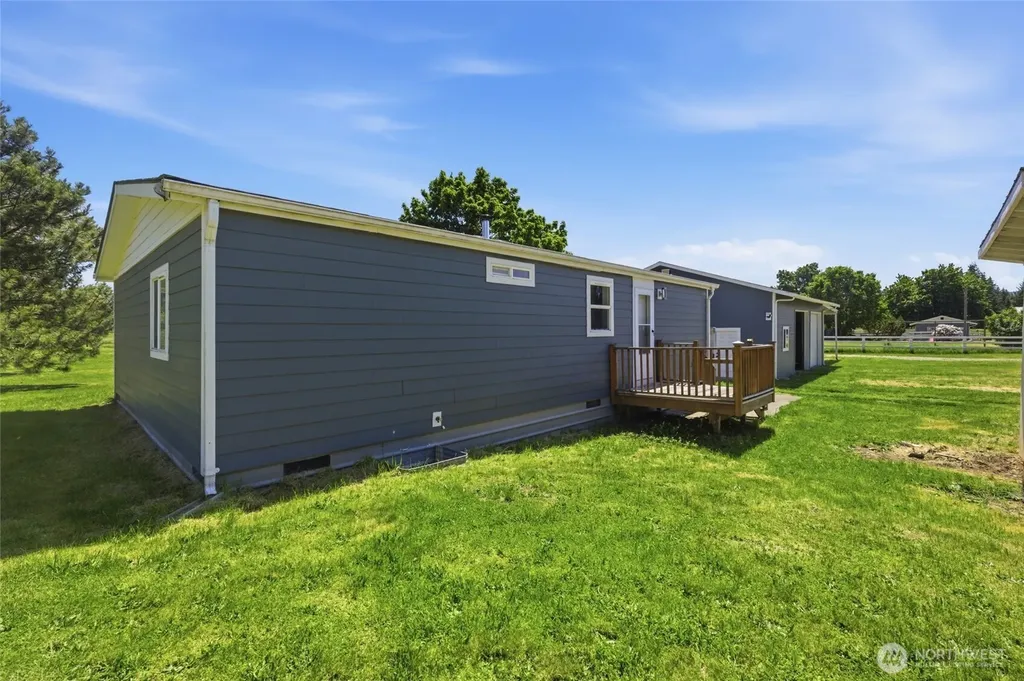 18327 152nd Court SE Yelm WA 98597