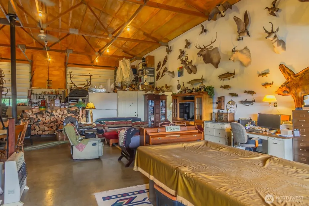 1631 Bonanza Hill Road Evans WA 99126