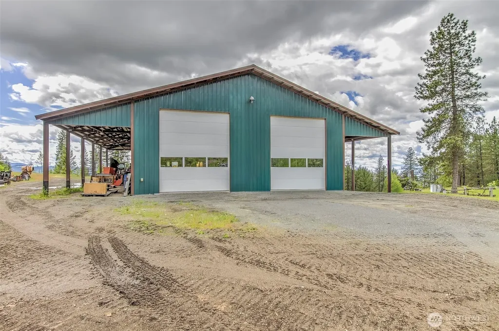 1631 Bonanza Hill Road Evans WA 99126