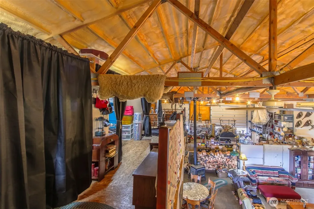1631 Bonanza Hill Road Evans WA 99126