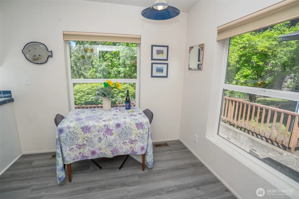 71 & 72 N Beaver Place N Hoodsport WA 98548