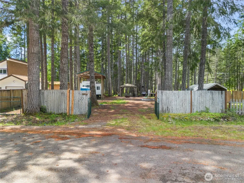 51 N Coho Court Hoodsport WA 98548