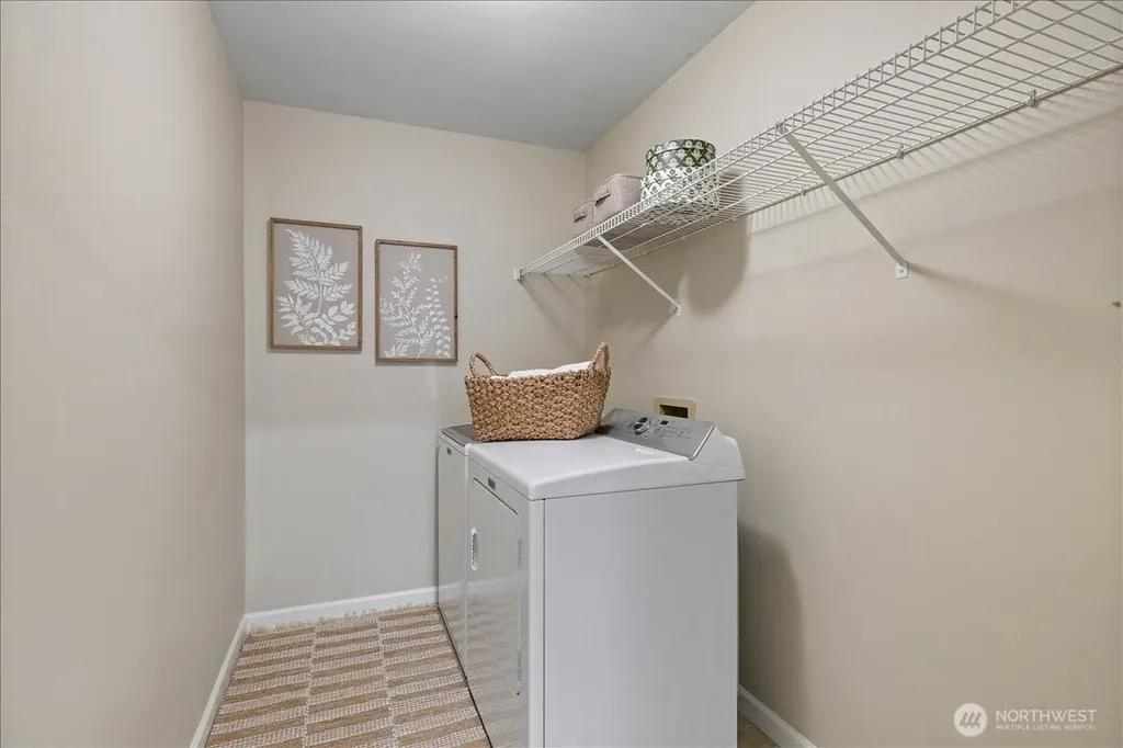 6041 118th Avenue SE Bellevue WA 98006