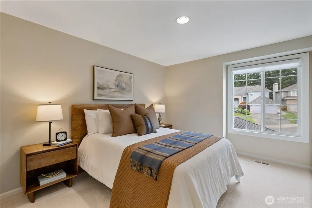 6041 118th Avenue SE Bellevue WA 98006